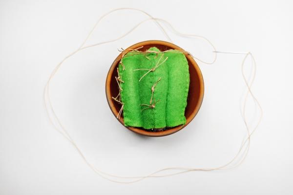 Šité kaktusy - praktický jehelníček i módní dekorace