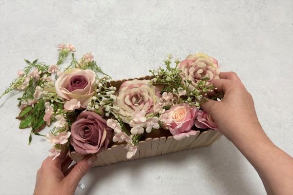 Vyrobte košíček květin - dárek pro maminku