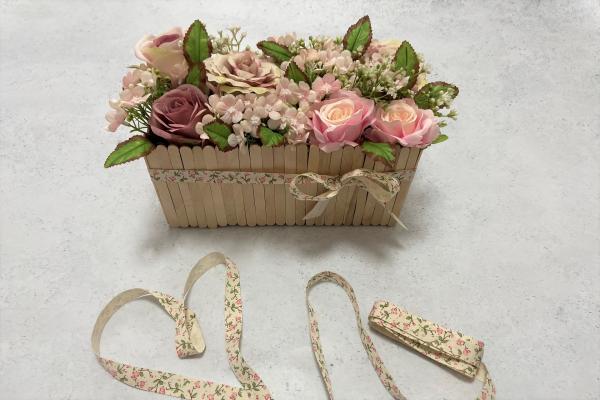 Vyrobte košíček květin - dárek pro maminku