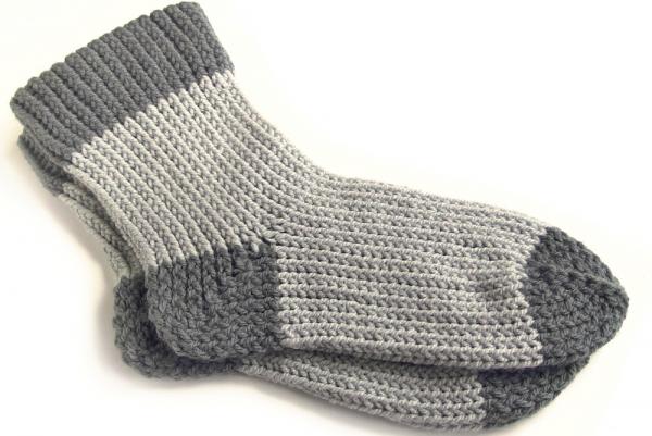 Ponožky pletené na oválném strojku