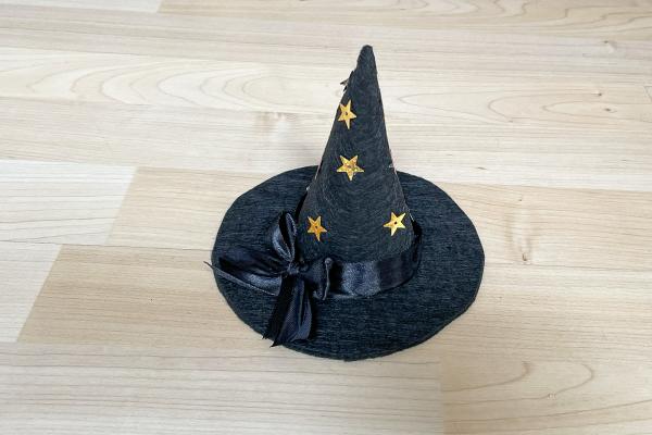 Mini čarodějnický klobouk na čelence