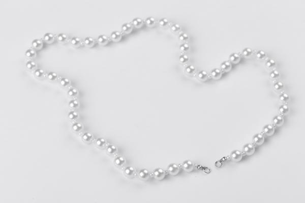 Návod na perlový náhrdelník s mašlí
