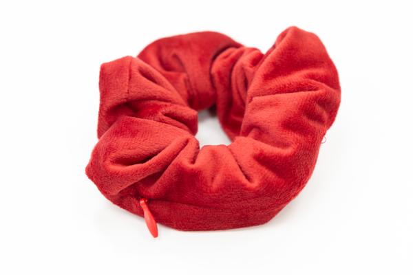 Gumička scrunchie s kapsičkou