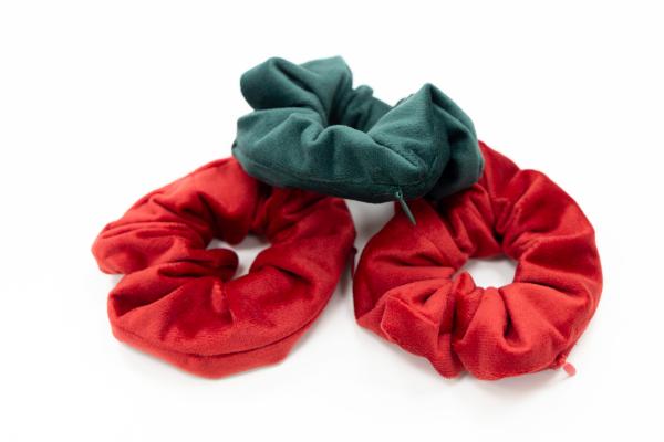 Gumička scrunchie s kapsičkou