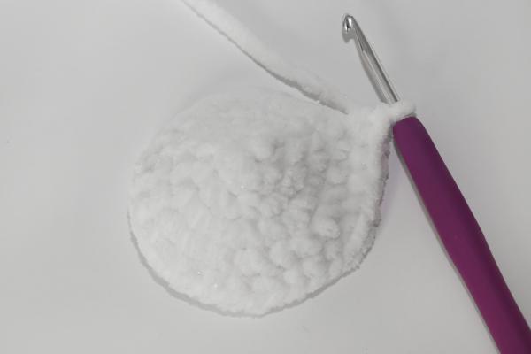 Uháčkujte si sněhuláka