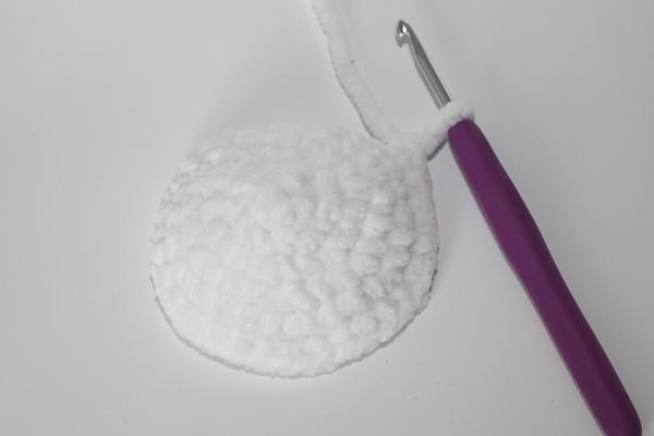 Uháčkujte si sněhuláka