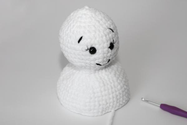 Uháčkujte si sněhuláka