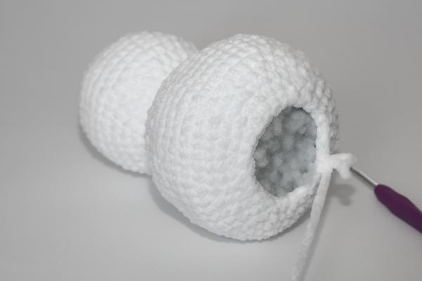 Uháčkujte si sněhuláka