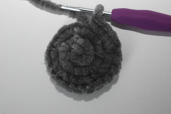 Uháčkujte si sněhuláka