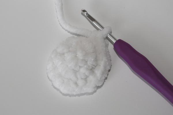 Uháčkujte si sněhuláka