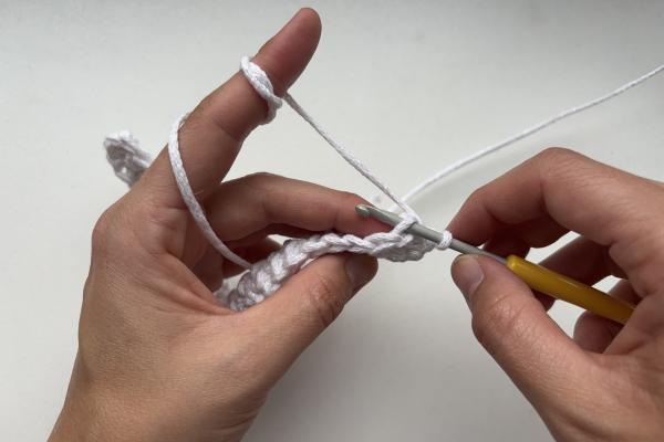 Háčkovaná taška Sněhulák