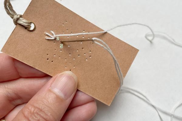 Jak jednoduše vyšít vločku na přání