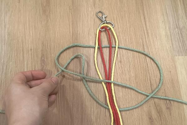 Jak vyrobit macrame popruh na mobil