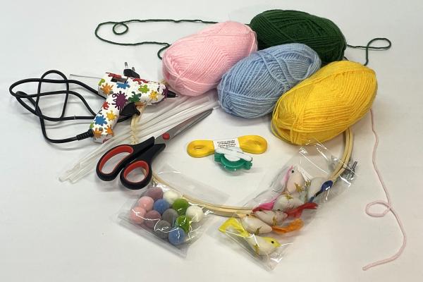 Jak vyrobit veselý věnec s ptáčky