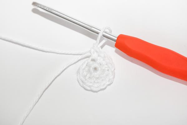 Uháčkujte si veselou husu s dlouhým krkem