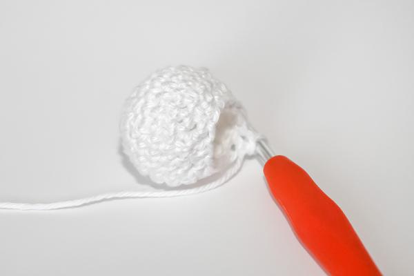 Uháčkujte si veselou husu s dlouhým krkem