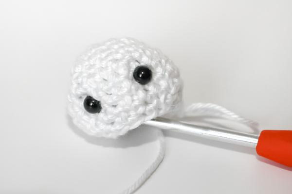 Uháčkujte si veselou husu s dlouhým krkem