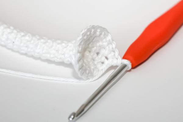 Uháčkujte si veselou husu s dlouhým krkem