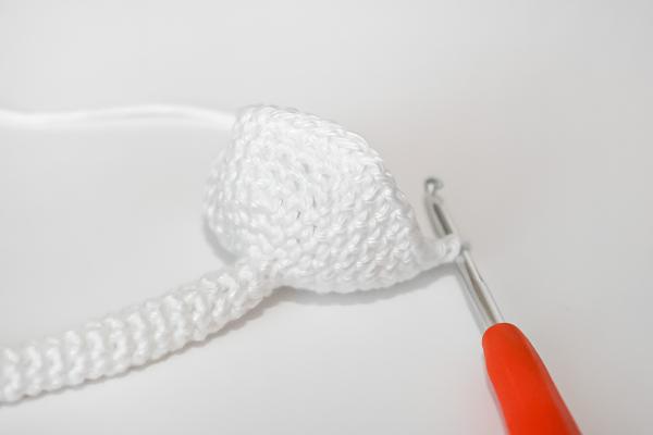 Uháčkujte si veselou husu s dlouhým krkem