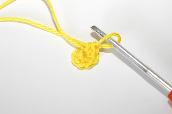 Uháčkujte si veselou husu s dlouhým krkem