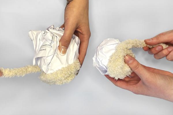 Vyrobte si pejska z chlupatých drátků