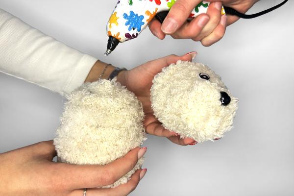 Vyrobte si pejska z chlupatých drátků