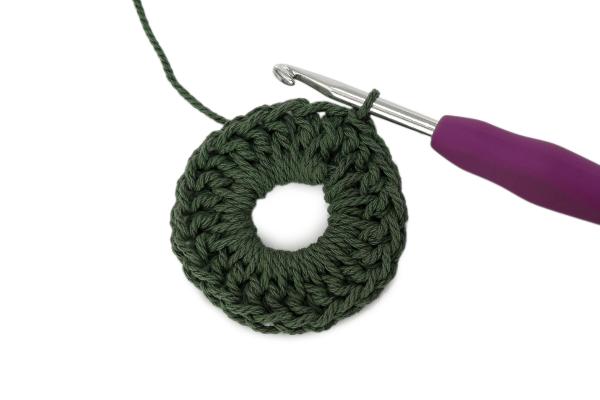 Háčkované květinové prostírání 