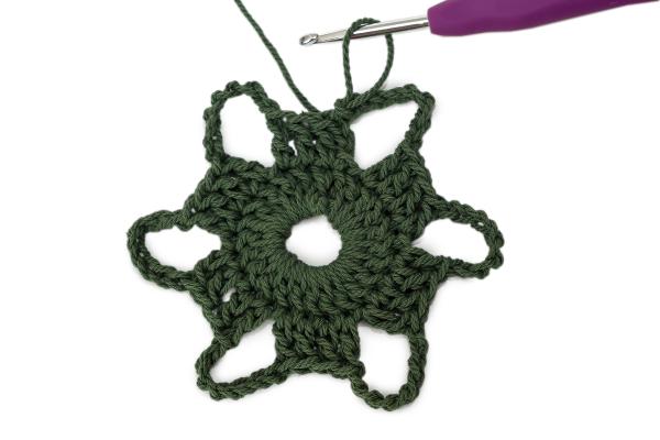 Háčkované květinové prostírání 