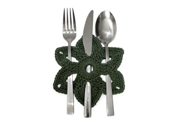 Háčkované květinové prostírání 