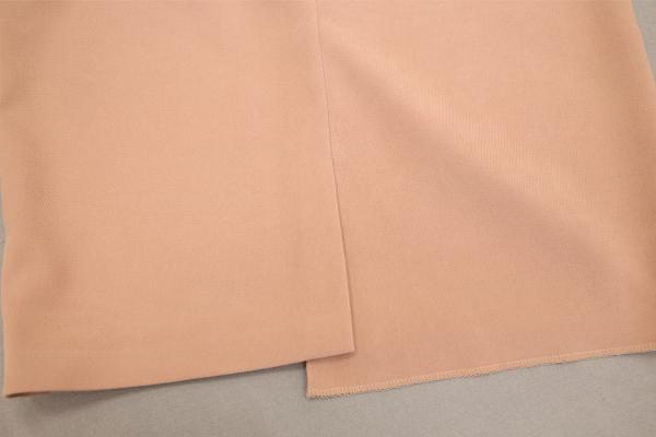 Jak zkrátit sukni nebo závěs bez šití