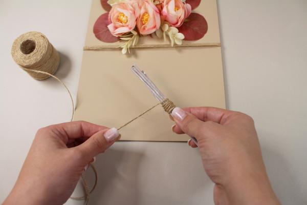 Vyrobte si přání s něžnou kyticí