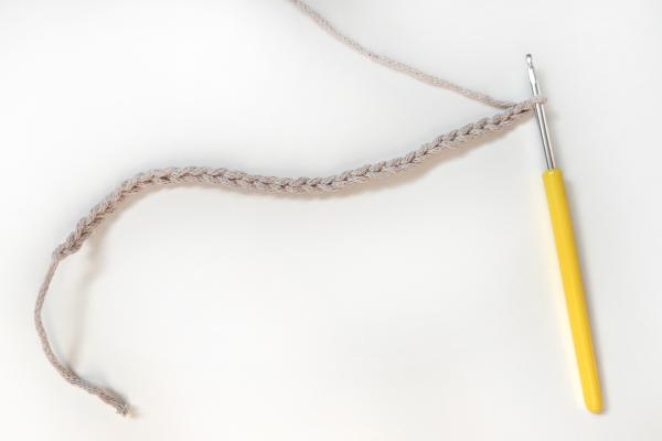 Jednoduchá háčkovaná kabelka ze 4 obdélníků