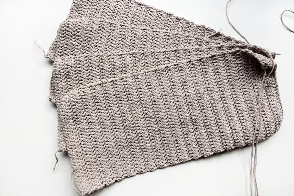 Jednoduchá háčkovaná kabelka ze 4 obdélníků