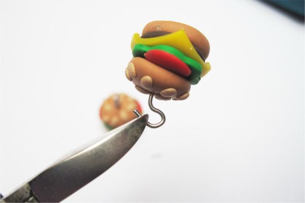 Hamburger jako náušnice